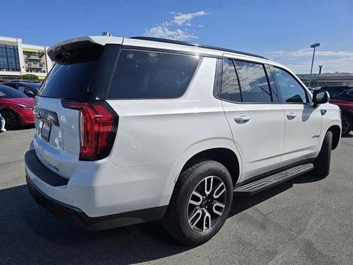 2021 GMC Yukon 4WD AT4