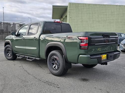 2025 Nissan Frontier PRO-X
