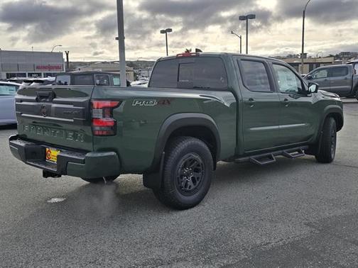 2025 Nissan Frontier PRO-X