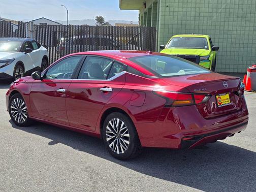 Scarlet Ember 2025 Nissan Altima 2.5 SV