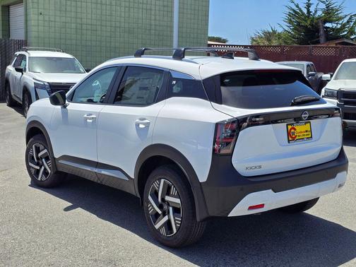Fresh Powder 2026 Nissan Kicks SV