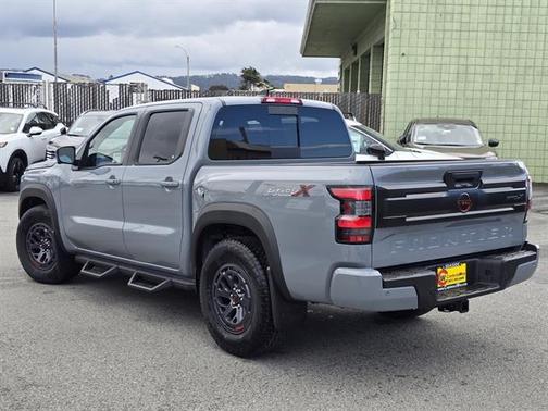 2026 Nissan Frontier PRO-X