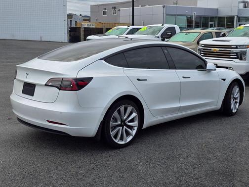 2019 Tesla Model 3 Standard Range