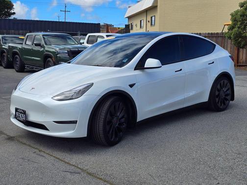 2023 Tesla Model Y Performance Dual Motor All-Wheel Drive