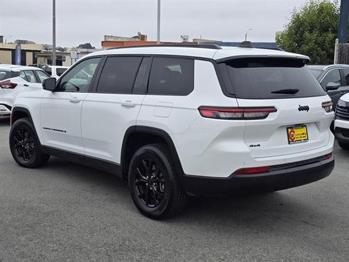 2024 Jeep Grand Cherokee L Altitude