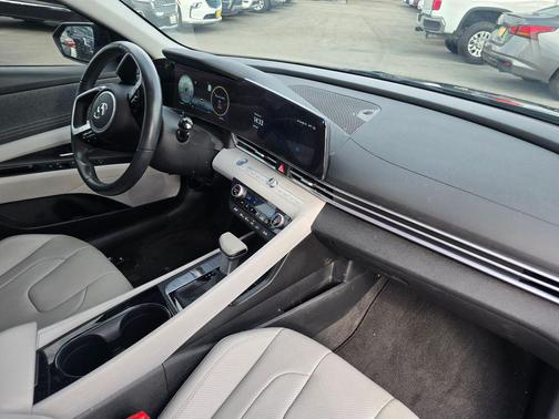 2023 Hyundai ELANTRA HEV Limited