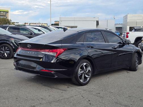 2023 Hyundai ELANTRA HEV Limited