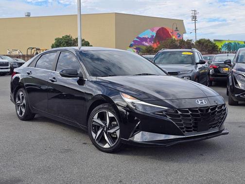 2023 Hyundai ELANTRA HEV Limited