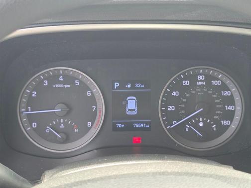Black Noir Pearl 2019 Hyundai TUCSON SE