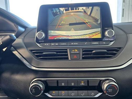 2025 Nissan Altima SR AWD