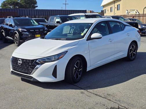 2024 Nissan Sentra SV