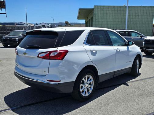 Summit White 2020 Chevrolet Equinox 1LT