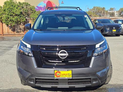 Gun Metallic 2026 Nissan Pathfinder SV