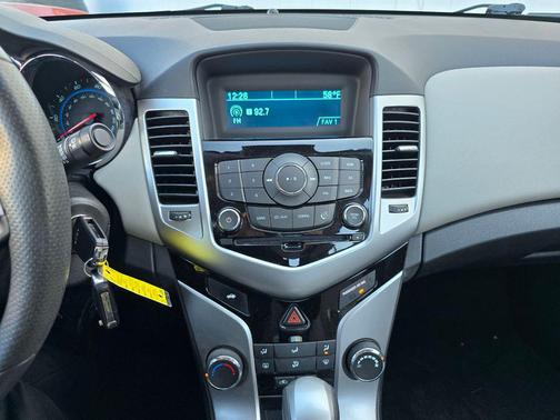 2015 Chevrolet Cruze 1LT