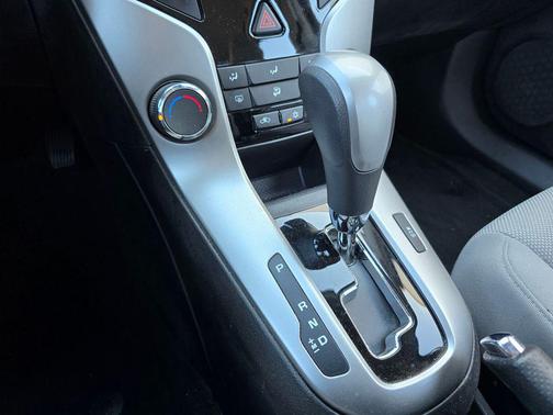 2015 Chevrolet Cruze 1LT