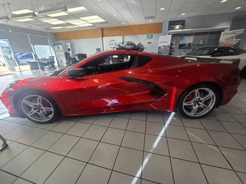 2023 Chevrolet Corvette Stingray w/3LT