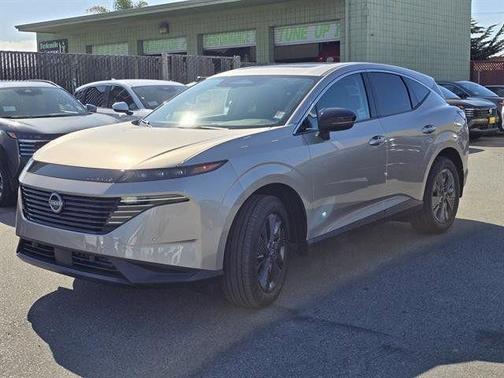Champagne Silver Metallic 2026 Nissan Murano SL