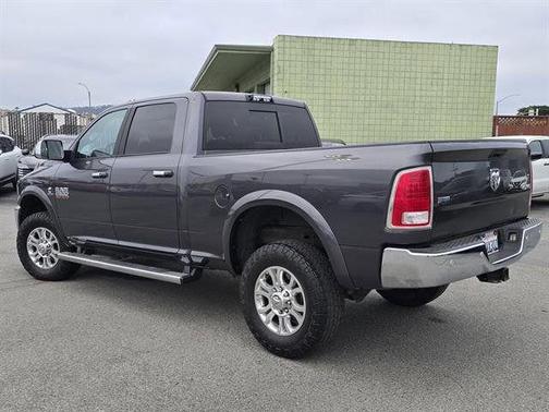 2018 RAM 2500 Laramie Crew Cab 4x4 6'4' Box