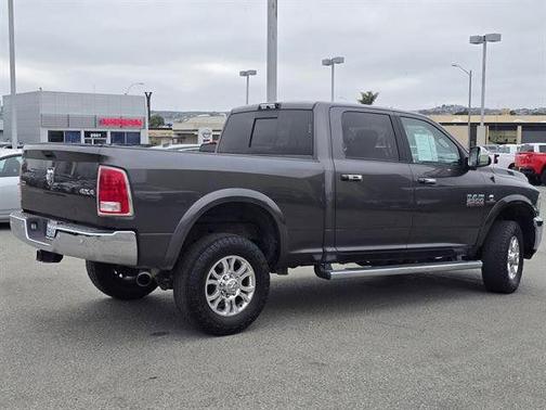 2018 RAM 2500 Laramie Crew Cab 4x4 6'4' Box