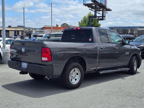 Granite Crystal Metallic Clearcoat 2017 RAM 1500 Tradesman