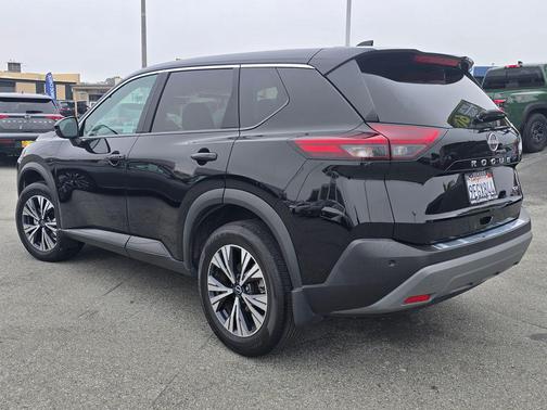 Super Black 2023 Nissan Rogue SV