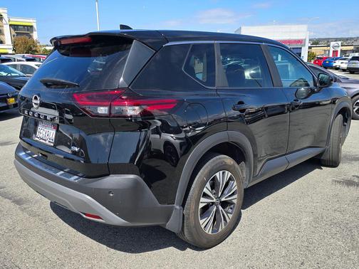 Super Black 2023 Nissan Rogue SV