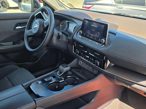 Super Black 2023 Nissan Rogue SV