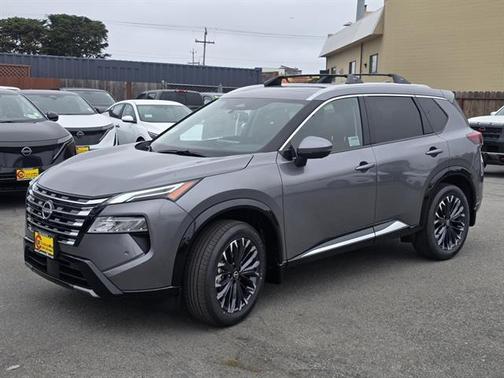 2025 Nissan Rogue Platinum