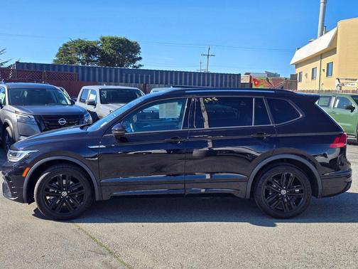 2022 Volkswagen Tiguan 2.0T SE R-Line Black
