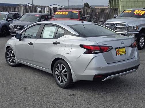 2025 Nissan Versa 1.6 S