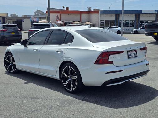 Fusion Red Metallic 2024 Volvo S60 B5 Core Dark Theme