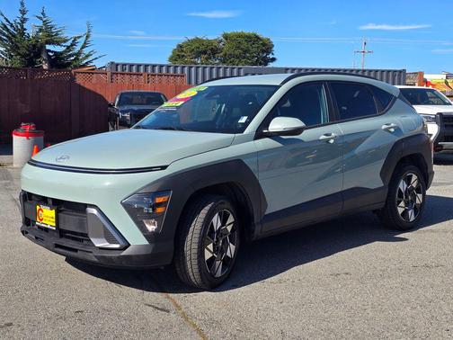 2024 Hyundai KONA SEL