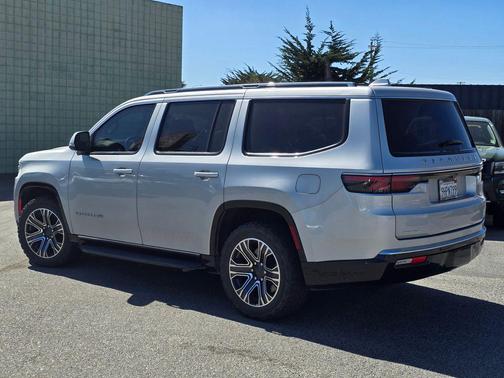 2022 Jeep Wagoneer Series III 4x4