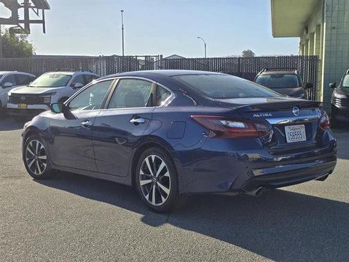 2017 Nissan Altima 2.5 SR