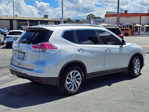 Brilliant Silver 2015 Nissan Rogue SL