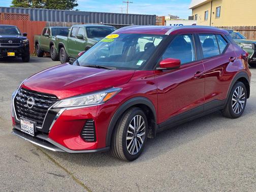 2023 Nissan Kicks SV