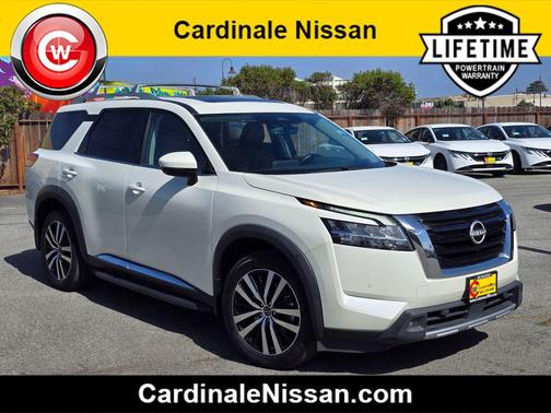 2023 Nissan Pathfinder Platinum 4WD