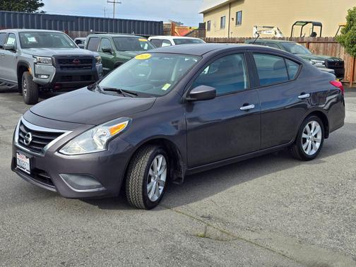 2015 Nissan Versa 1.6 SV