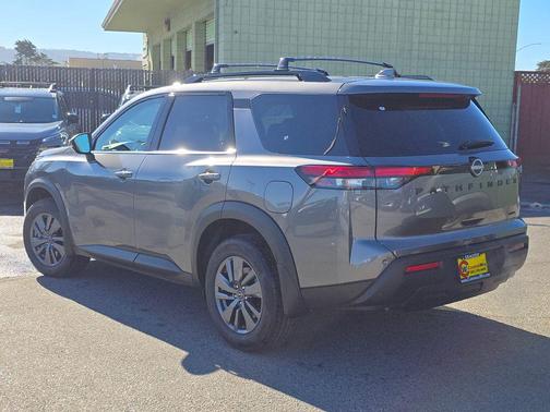 Gun Metallic 2026 Nissan Pathfinder SV