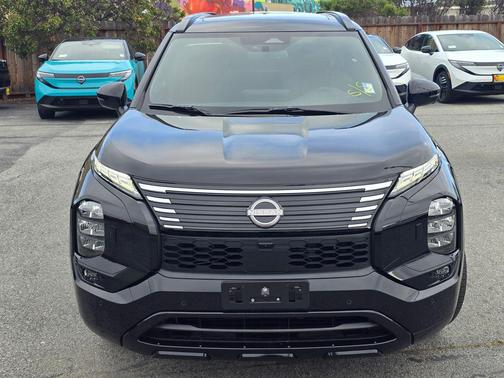 Cosmic Black 2026 Nissan Rogue Platinum