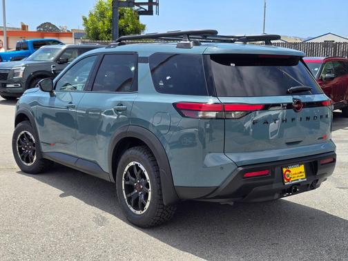 Baltic Teal 2026 Nissan Pathfinder Rock Creek
