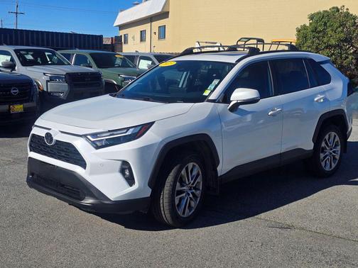 2023 Toyota RAV4 XLE Premium