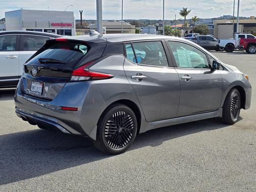 2024 Nissan Leaf SV PLUS