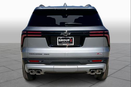 Sterling Gray Metallic 2026 Chevrolet Traverse AWD Z71