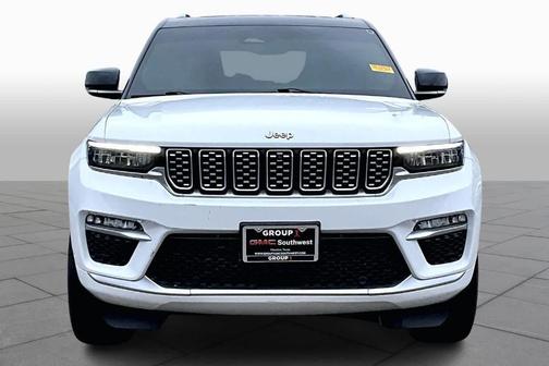 2022 Jeep Grand Cherokee Summit