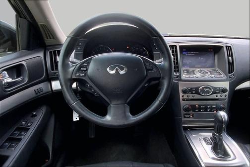 Moonlight White 2013 INFINITI G37 Journey