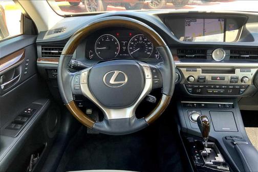 2015 Lexus ES 350 Base (A6)