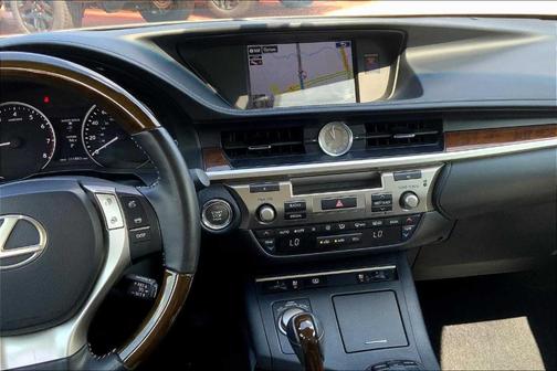 2015 Lexus ES 350 Base (A6)