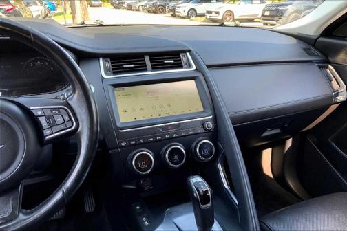 2018 Jaguar E-PACE SE