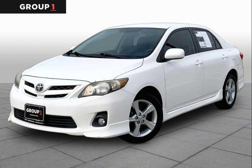 Super White 2011 Toyota Corolla S